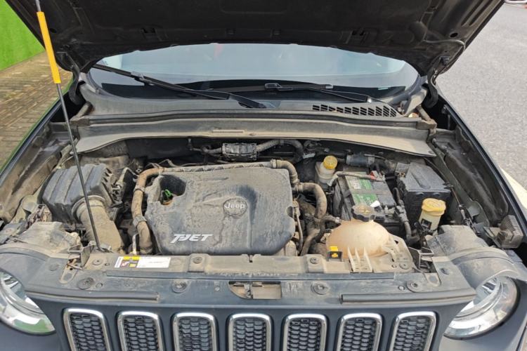 Used Jeep Renegade 2017 180T Automatic Jingneng Edition Engine Bay