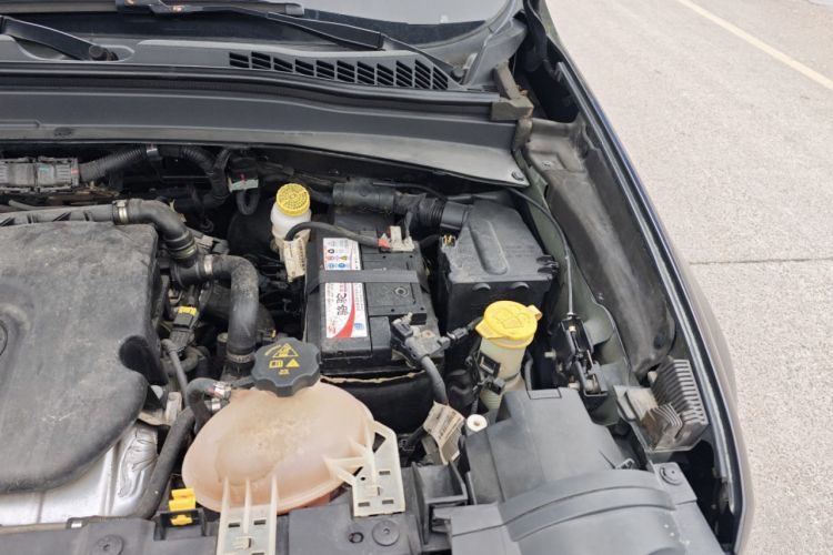 Used Jeep Renegade 2017 180T Automatic High-Energy Version Engine Bay Left