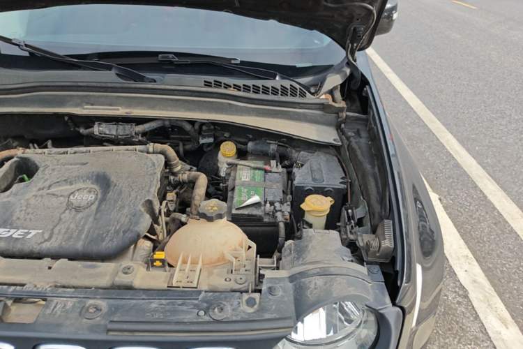 Used Jeep Renegade 2017 180T Automatic Jingneng Edition Engine Bay Left