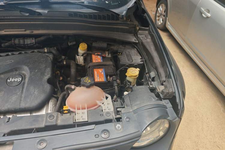 Used Jeep Renegade 2017 180T Automatic High-Energy Version Engine Bay Left