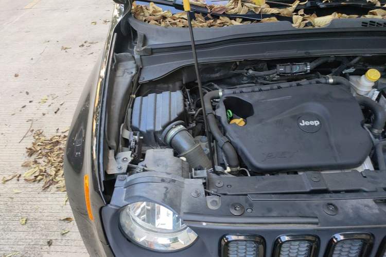 Used Jeep Renegade 2017 180T Automatic Jingneng Edition Engine Bay Right
