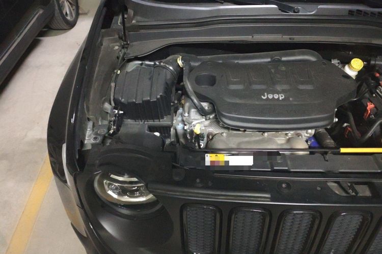 Used Jeep Renegade 2017 180TS Automatic All-Wheel Drive Versatile Edition Engine Bay Right