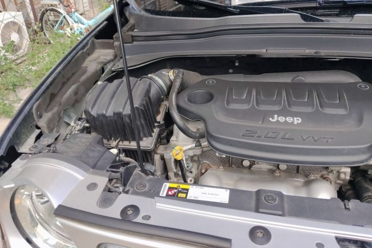 Used Jeep Renegade 2017 180TS Automatic All-Wheel Drive Versatile Edition Engine Bay Right