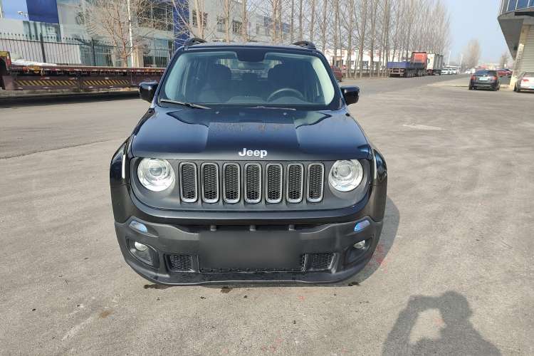 Used Jeep Renegade 2017 180T Manual Kinetic Edition Exterior 1