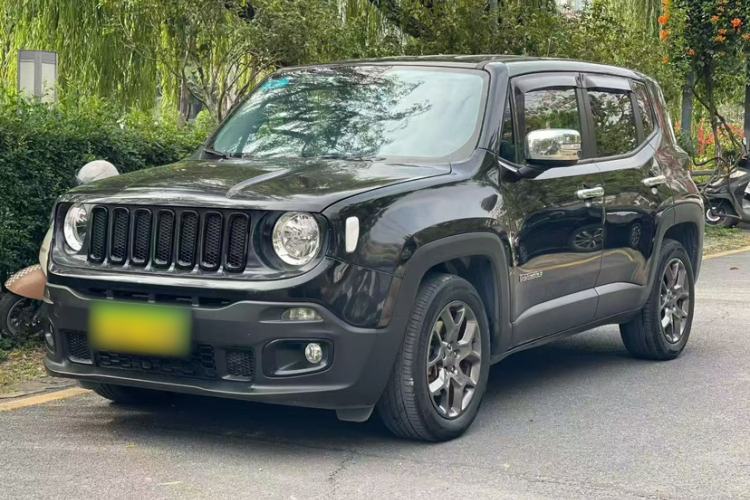 Used Jeep Renegade 2017 180T Automatic Kinetic Edition+ Exterior 13