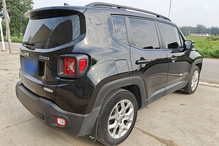 Used Jeep Renegade 2017 180T Automatic Jingneng Edition Exterior 4