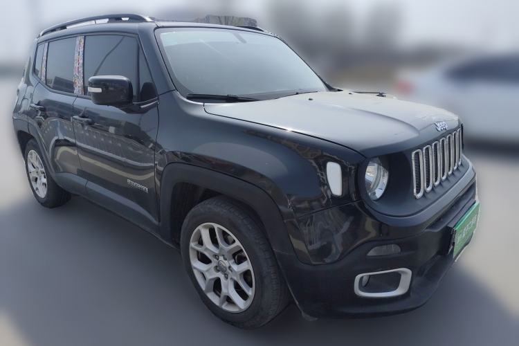Used Jeep Renegade 2017 180T Automatic High-Energy Version Front Right 45 Deg