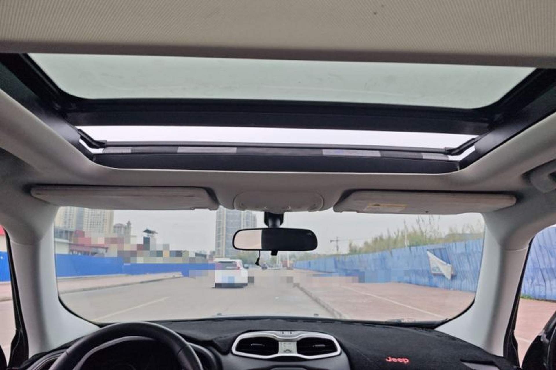 Used Jeep Renegade 2017 180T Automatic High-Energy Version Headliner