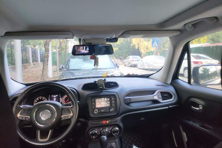 Used Jeep Renegade 2017 180T Automatic Jingneng Edition Headliner