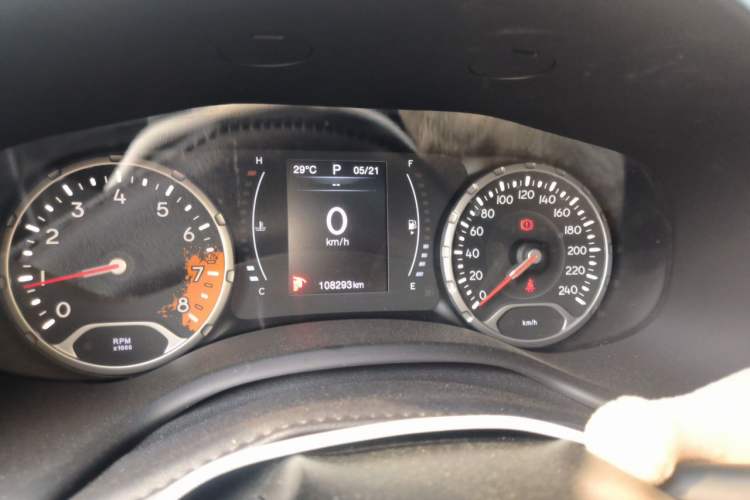Used Jeep Renegade 2017 180T Automatic High-Energy Version Instrument Cluster