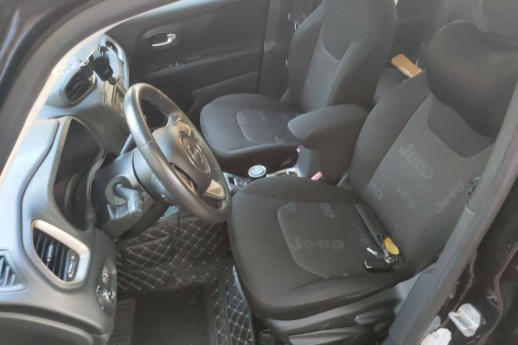 Used Jeep Renegade 2017 180T Automatic Jingneng Edition Left Front Seat