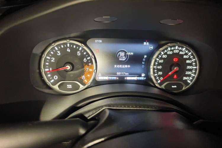 Used Jeep Renegade 2017 180T Automatic Smart Version Odometer Close Up