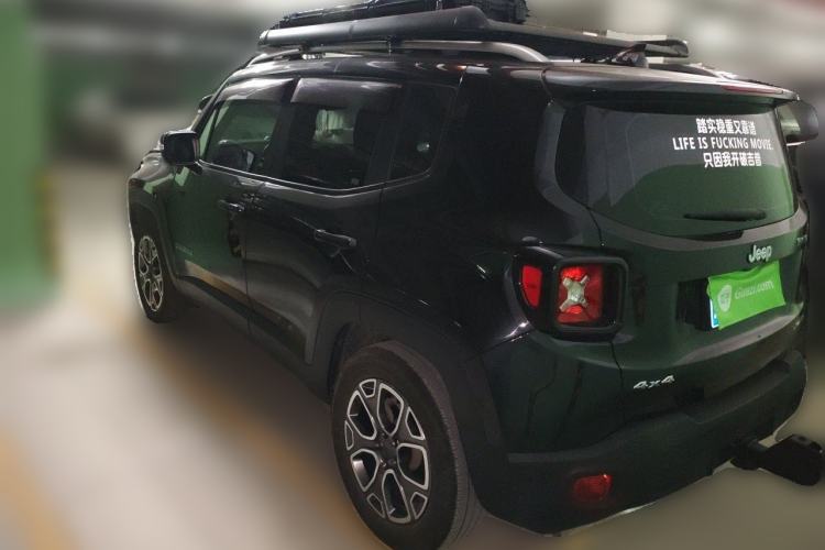 Used Jeep Renegade 2017 180TS Automatic All-Wheel Drive Versatile Edition Rear Left 45 Deg