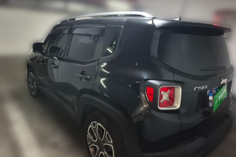 Used Jeep Renegade 2017 180T Automatic Smart Version Rear Left 45 Deg