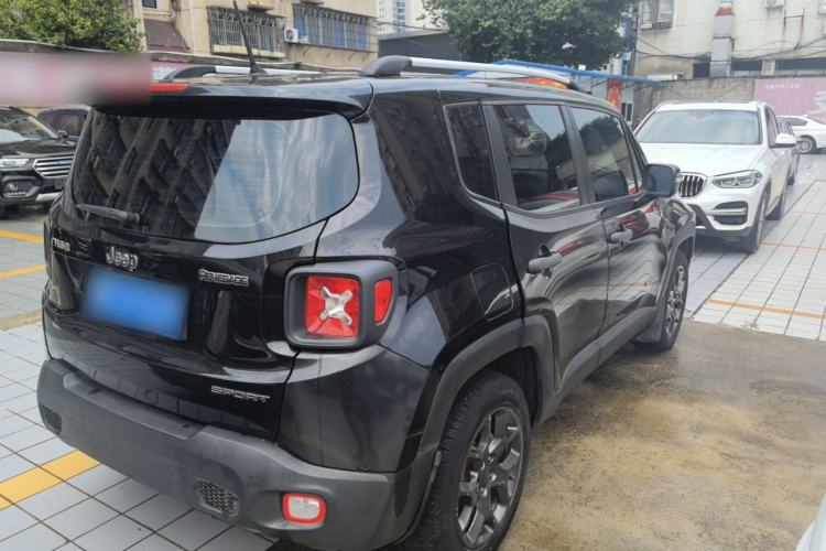 Used Jeep Renegade 2017 180T Automatic Kinetic Edition+ Rear Right 45 Deg