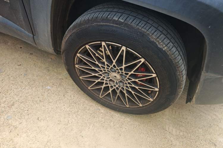 Used Jeep Renegade 2017 180T Automatic High-Energy Version Right Front Wheel Hub