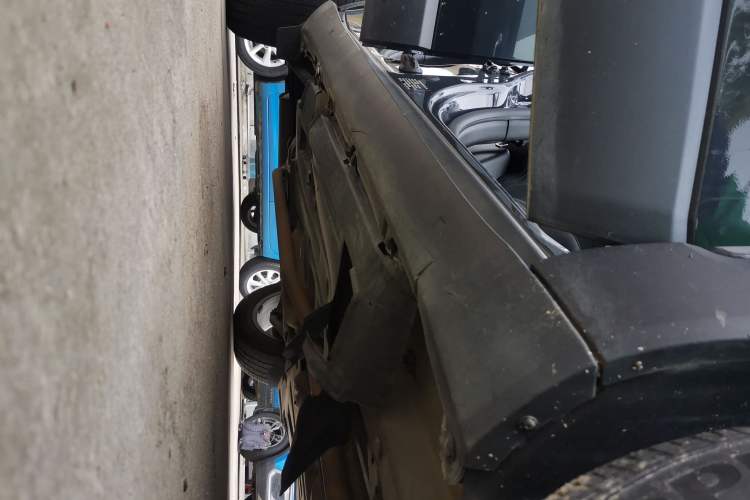 Used Jeep Renegade 2017 180T Automatic High-Energy Version Right Side Sill