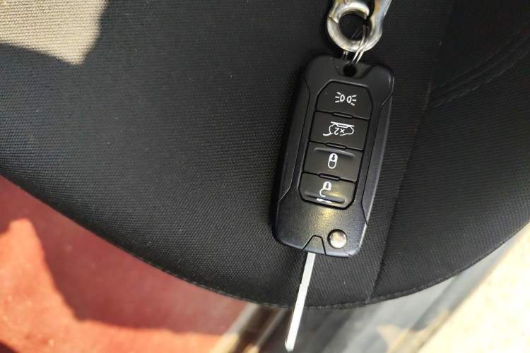 Used Jeep Renegade 2017 180T Automatic High-Energy Version Vehicle Key