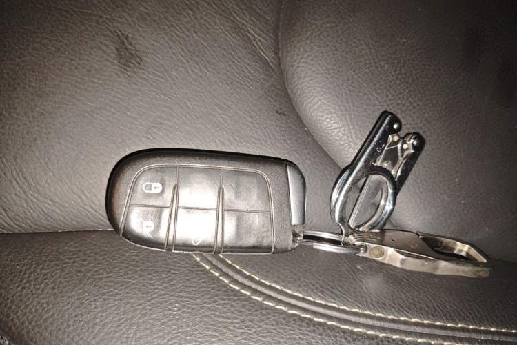 Used Jeep Renegade 2017 180TS Automatic All-Wheel Drive Versatile Edition Vehicle Key