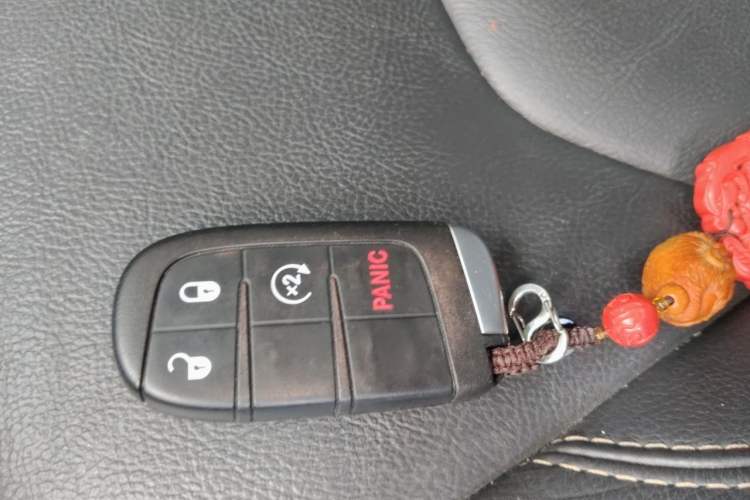 Used Jeep Renegade 2017 180TS Automatic All-Wheel Drive Versatile Edition Vehicle Key