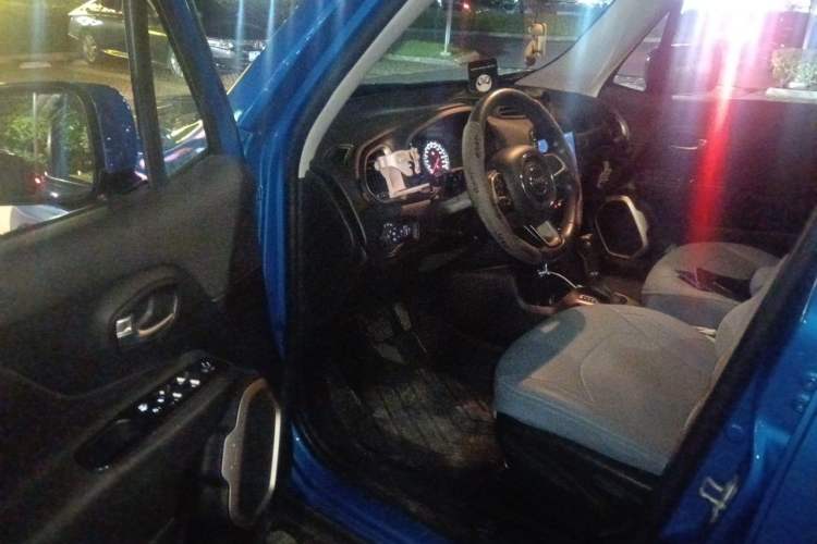 Used Jeep Renegade 2017 180T Automatic High-Energy Version Driver Seat