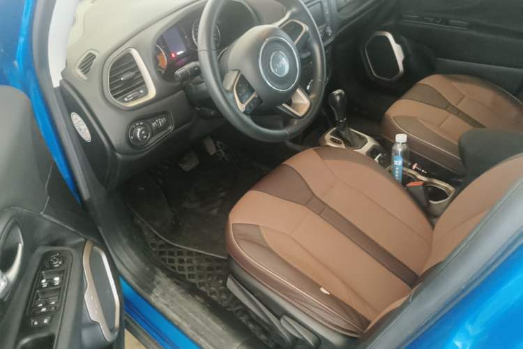Used Jeep Renegade 2017 180T Automatic High-Energy Version Driver Seat