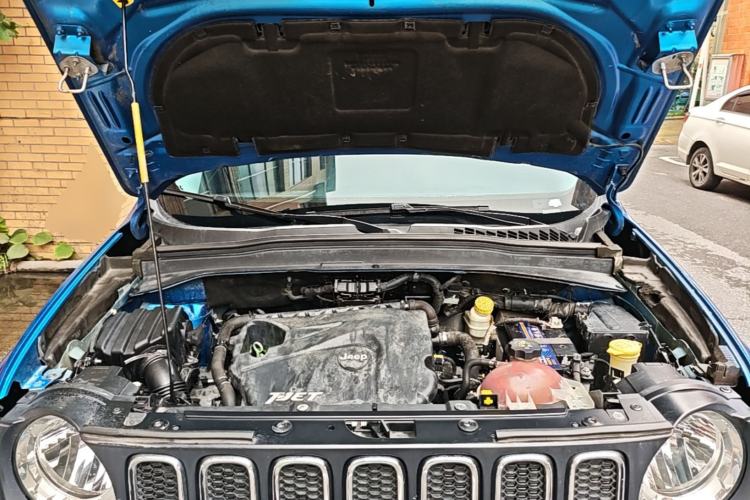 Used Jeep Renegade 2017 180T Automatic Jingneng Edition Engine Bay