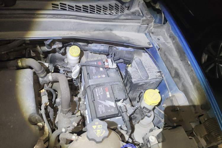 Used Jeep Renegade 2017 180T Automatic High-Energy Version Engine Bay Left