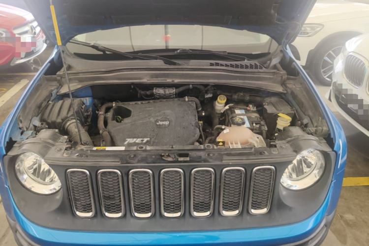 Used Jeep Renegade 2017 180T Automatic High-Energy Version Engine Bay