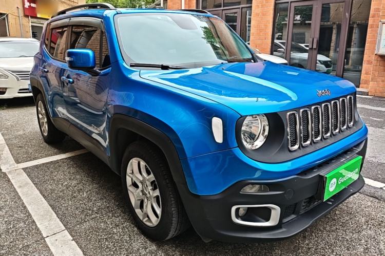 Used Jeep Renegade 2017 180T Automatic Jingneng Edition Front Right 45 Deg