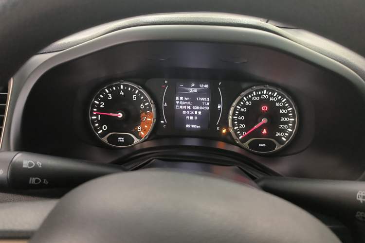 Used Jeep Renegade 2017 180T Automatic High-Energy Version Instrument Cluster