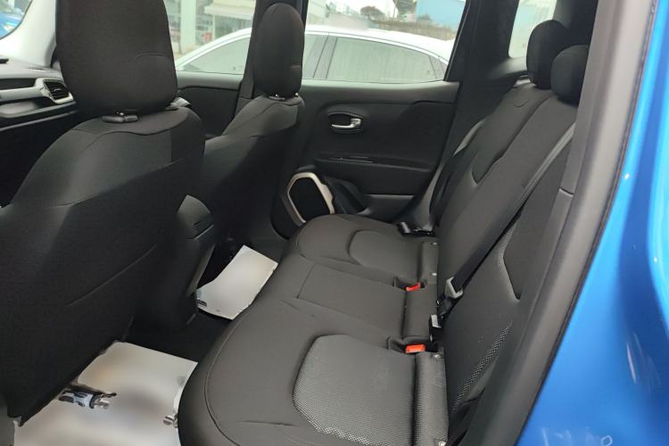 Used Jeep Renegade 2017 180T Automatic Jingneng Edition Interior 4
