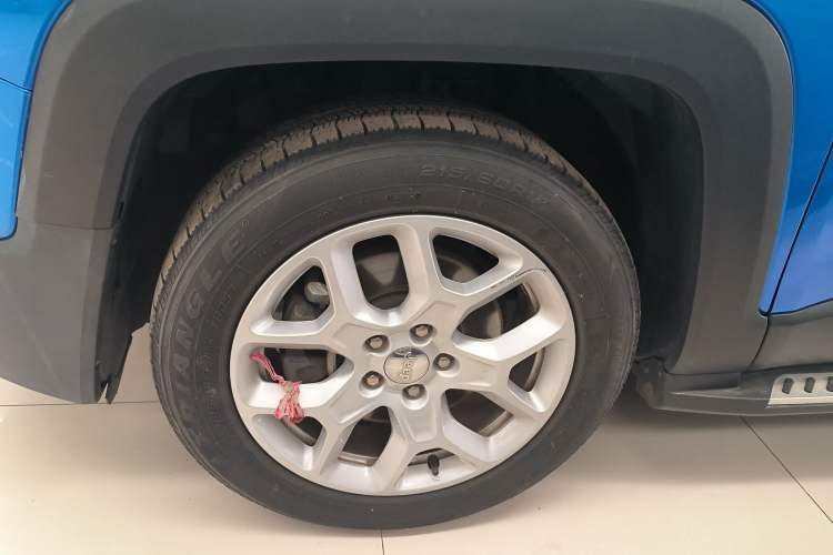 Used Jeep Renegade 2017 180T Automatic High-Energy Version Left Front Wheel Hub