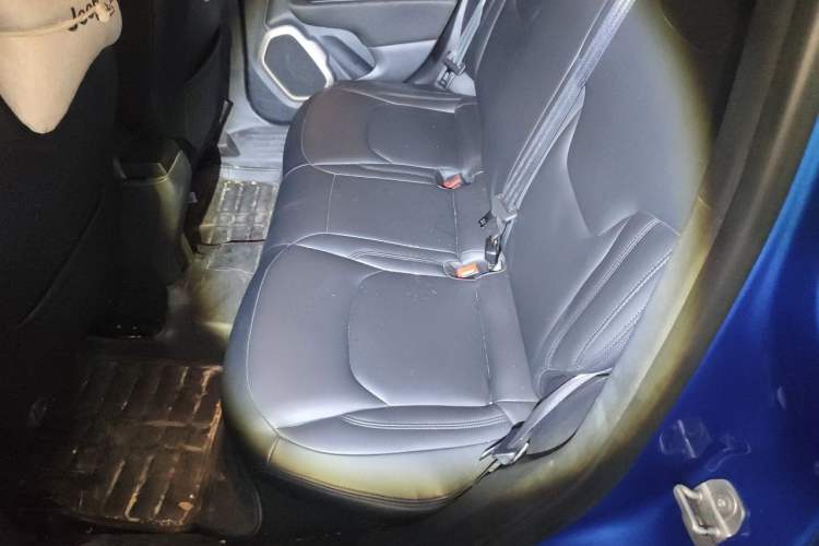 Used Jeep Renegade 2017 180T Automatic High-Energy Version Left Rear Seat