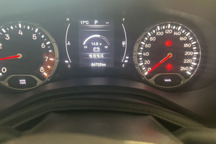 Used Jeep Renegade 2017 180T Automatic High-Energy Version Odometer Close Up