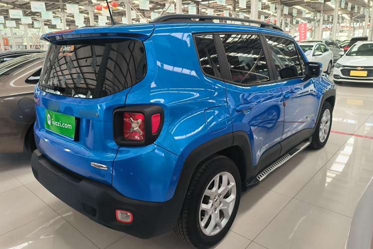 Used Jeep Renegade 2017 180T Automatic High-Energy Version Rear Right 45 Deg