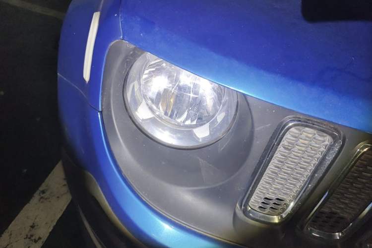 Used Jeep Renegade 2017 180T Automatic High-Energy Version Right Front Headlight
