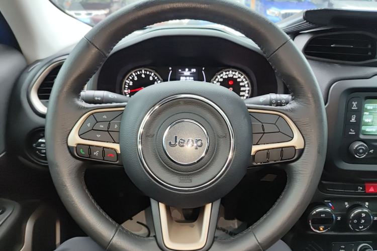 Used Jeep Renegade 2017 180T Automatic Jingneng Edition Steering Wheel