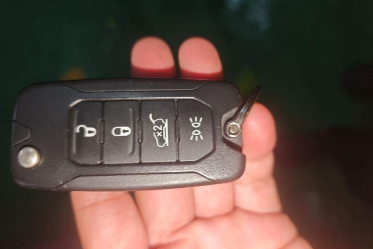 Used Jeep Renegade 2017 180T Automatic High-Energy Version Vehicle Key