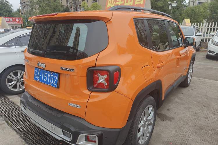 Used Jeep Renegade 2017 180T Automatic Jingneng Edition Exterior 3
