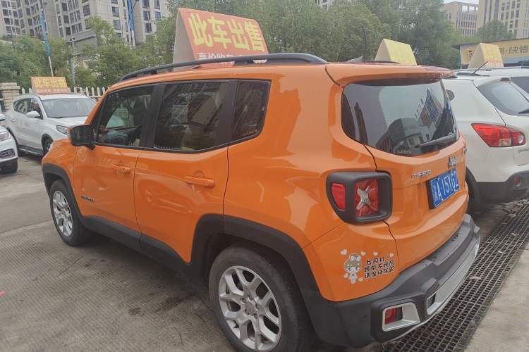 Used Jeep Renegade 2017 180T Automatic Jingneng Edition Exterior 5