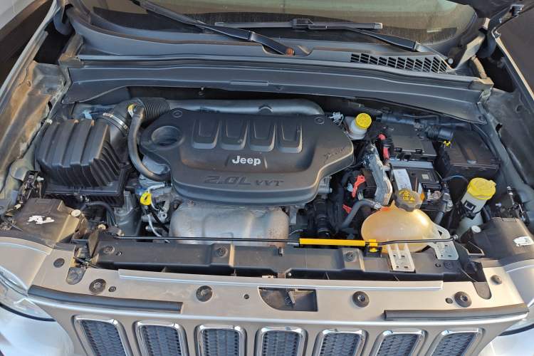 Used Jeep Renegade 2017 180TS Automatic All-Wheel Drive Versatile Edition Engine Bay