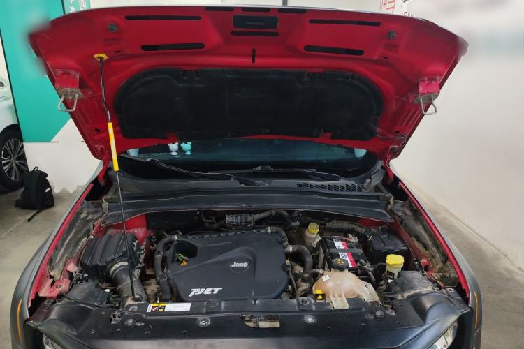 Used Jeep Renegade 2017 180T Automatic High-Energy Version Engine Bay