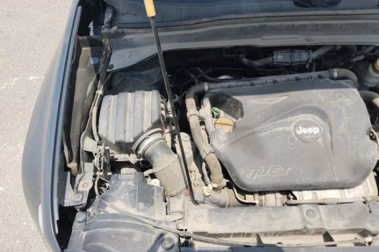 Used Jeep Renegade 2017 180T Automatic High-Energy Version Engine Bay Right