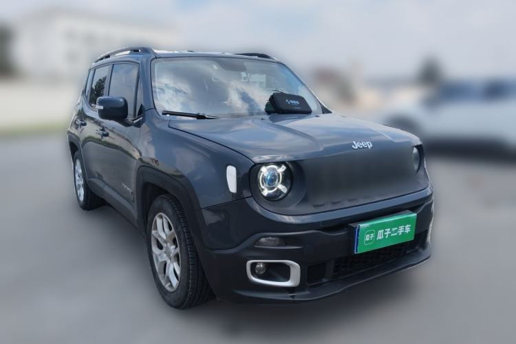 Used Jeep Renegade 2017 180T Automatic High-Energy Version Front Right 45 Deg
