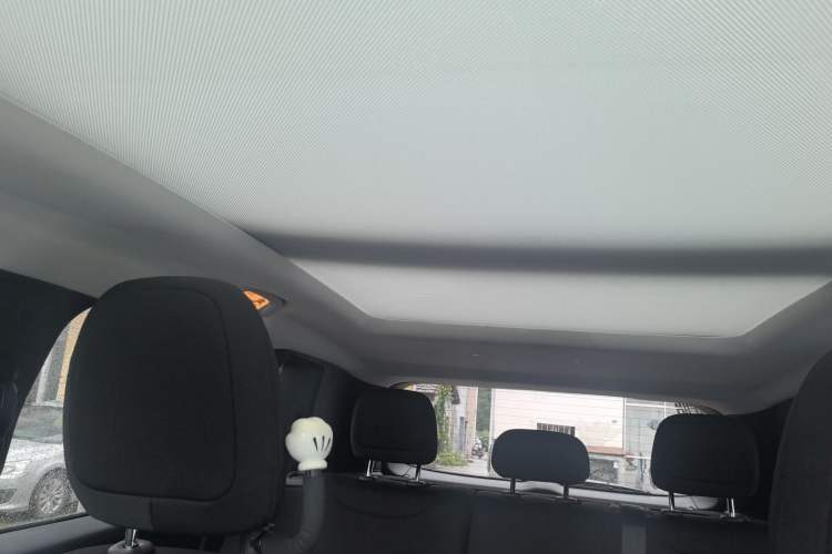 Used Jeep Renegade 2017 180T Automatic High-Energy Version Headliner