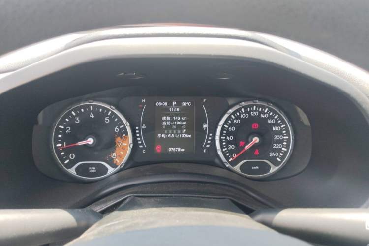 Used Jeep Renegade 2017 180T Automatic High-Energy Version Instrument Cluster