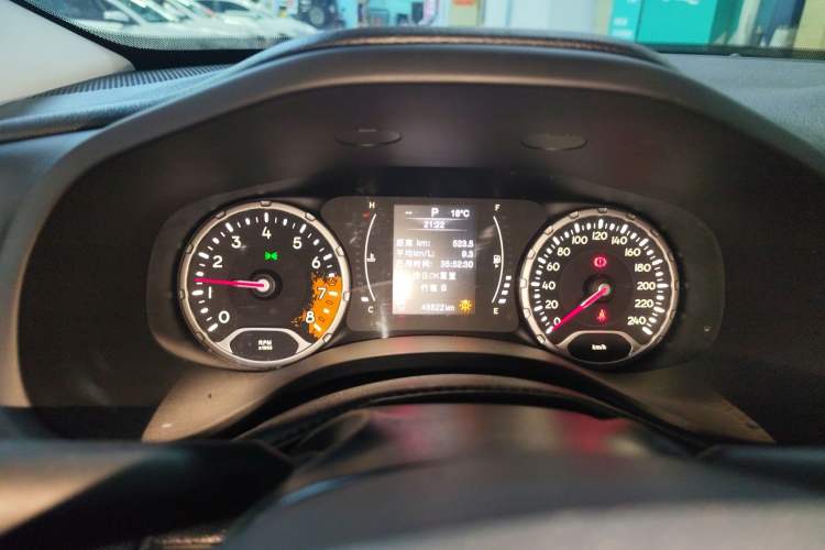Used Jeep Renegade 2017 180T Automatic High-Energy Version Instrument Cluster