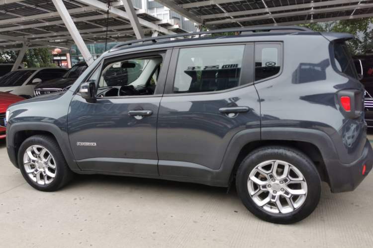 Used Jeep Renegade 2017 180T Automatic Jingneng Edition Left Side