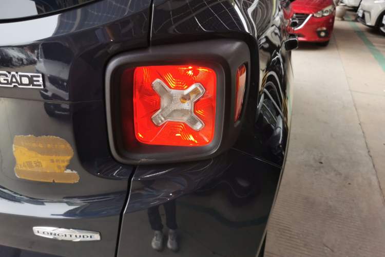 Used Jeep Renegade 2017 180T Automatic Jingneng Edition Right Rear Taillight